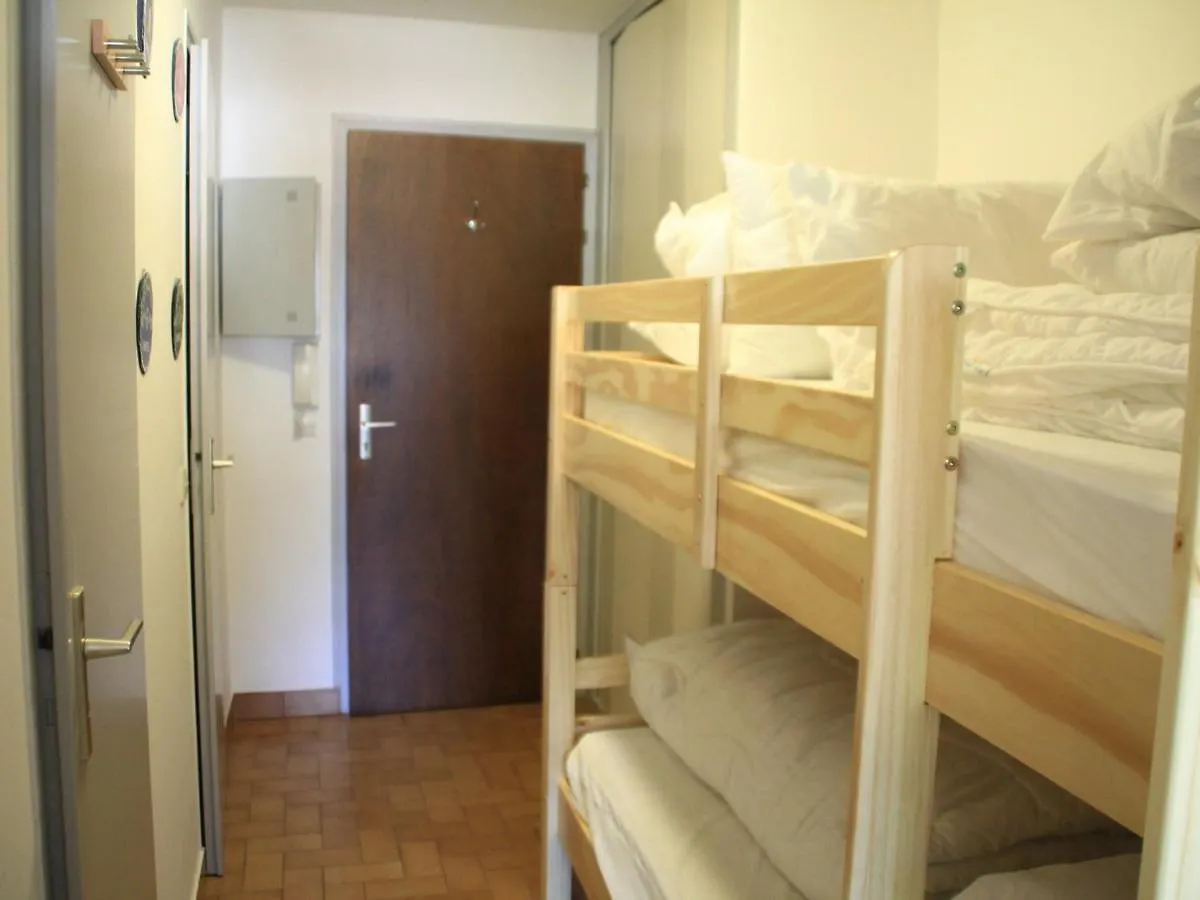 Studio Chatel, 1 Piece, 4 Personnes - Fr-1-200-173 Apartment 0*, Chatel